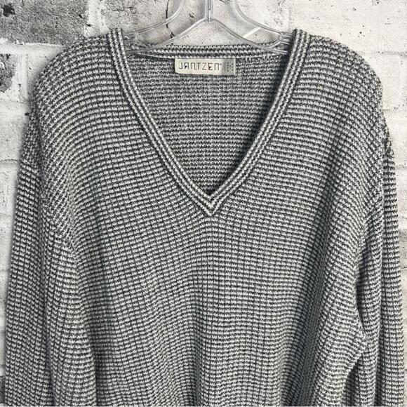 Vintage 90s Jantzen Chunky Rib Knit Oversized V-Neck Pullover Sweater - Picture 3 of 11